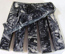 Carica l'immagine nel visualizzatore di Gallery, Pen Blank Blocchetti in resina per la creazione di portamulinelli