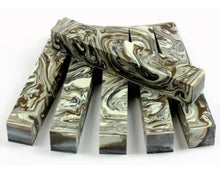 Carica l'immagine nel visualizzatore di Gallery, Pen Blank Blocchetti in resina per la creazione di portamulinelli