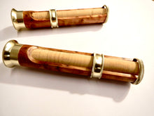 Carica l'immagine nel visualizzatore di Gallery, Portamulinello Slide Band in radica con inserto in sughero