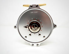 Carica l'immagine nel visualizzatore di Gallery, VR Design Spey Reel Salar Inconparabile Size 3 5/8" Clear Silver