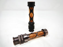 Carica l'immagine nel visualizzatore di Gallery, GB Custom - Porta mulinello con inserto in radica - BWRS